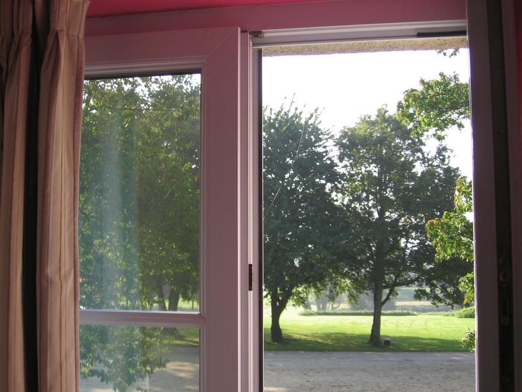Domaine De Manehouarn Apartment Plouay Bagian luar foto